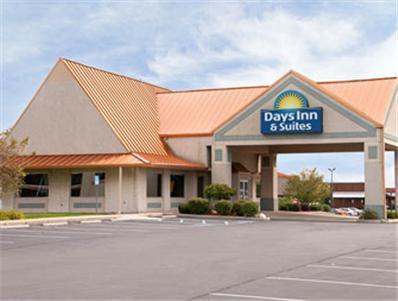 Days Inn & Suites By Wyndham Kokomo Extérieur photo